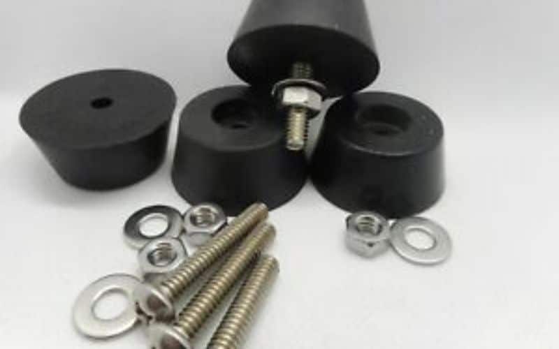 Rubber legs for generator feet