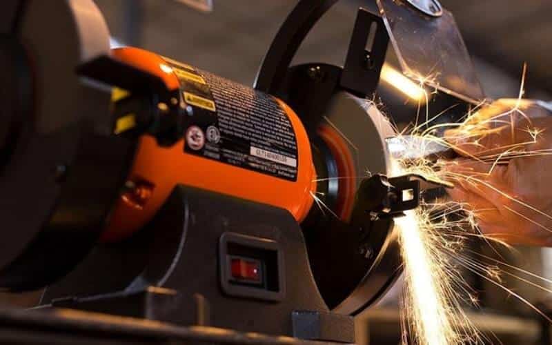 Things you must keep in mind before purchasing a bench grinder machine